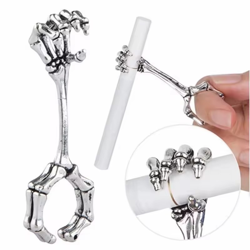 Vape Ring - ที่หนีบบุหรี่รูปมือตลกๆ แหวนโลหะวินเทจ ที่หนีบนิ้วมือรูปกระดูก ของเล่นสุดเท่สำหรับผู้ชาย ของขวัญสำหรับนักสูบ